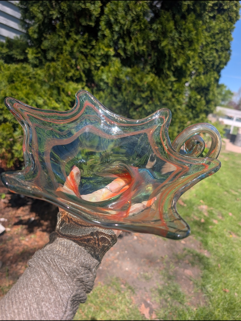 1 of 1 MCM Glass Hand Blown Cornucopia Sculpture Vintage